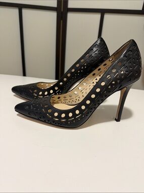 BCBGeneration Black Upper Leather Laser-Cut Pointed Toe Heels Size 9M/39